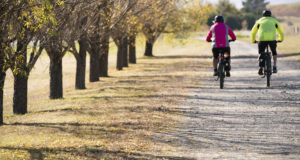 When is the best time to cycle The Otago Central Rail Trail?