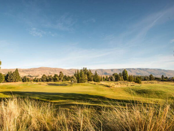 The links style golf course at the Cromwell golf club offers a great test with stunning scenery.