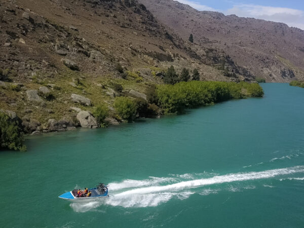 Cyclist on Roxburgh Gorge boat transfer